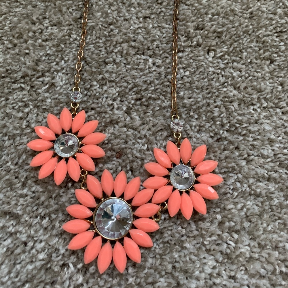 Pink necklace flowers